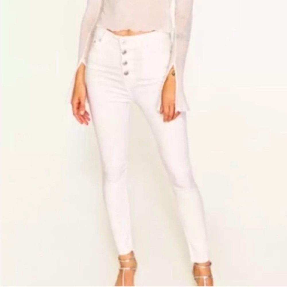 NWT Zara white exposed button waist stretch cut off ankle skinny jeans size 2